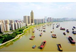 蕪湖市地理信息產(chǎn)業(yè)與航空產(chǎn)業(yè)專(zhuān)題座談會(huì)在灣沚區(qū)召開(kāi)
