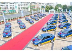 正式交付！蕪湖電動(dòng)出租車來了！